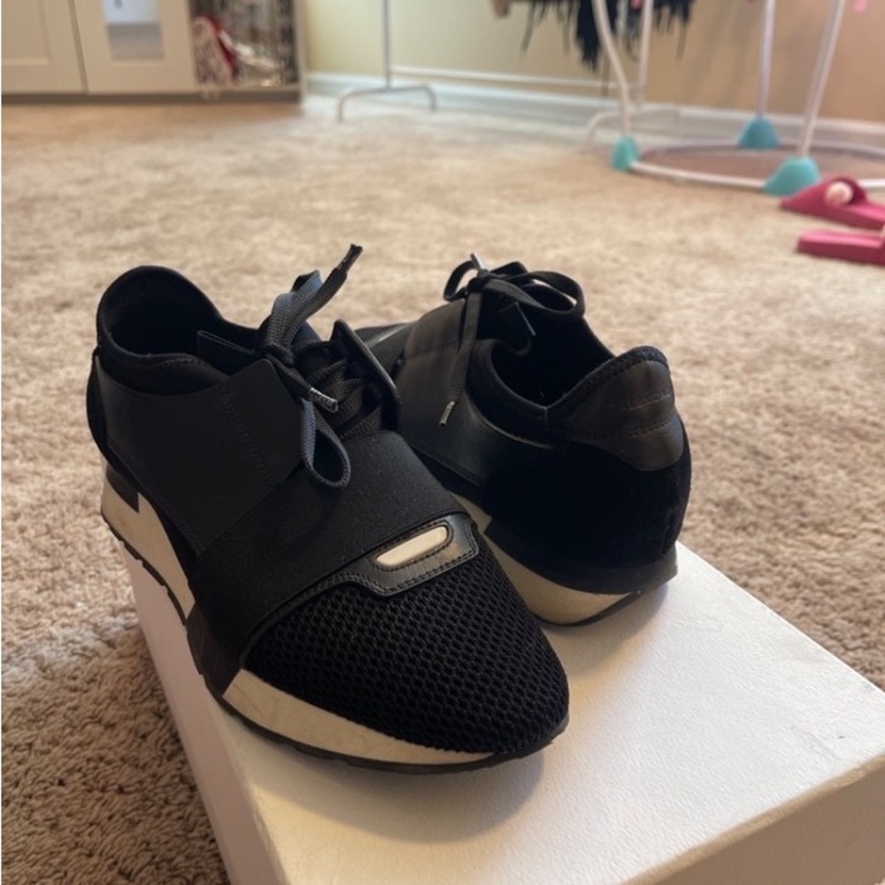 Balenciaga runners
